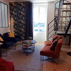  Apartment Tourmaline